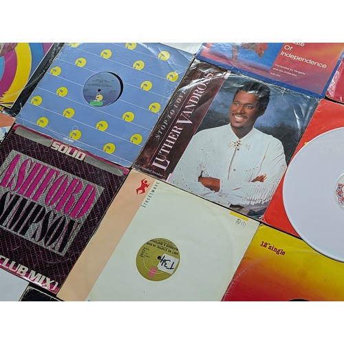 701 - Approximately twenty-five disco/soul/funk 12