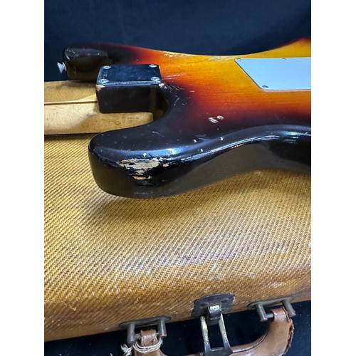 6 - 1959 Fender Stratocaster electric guitar, made in USA; Body: three-tone sunburst finished alder, som... 