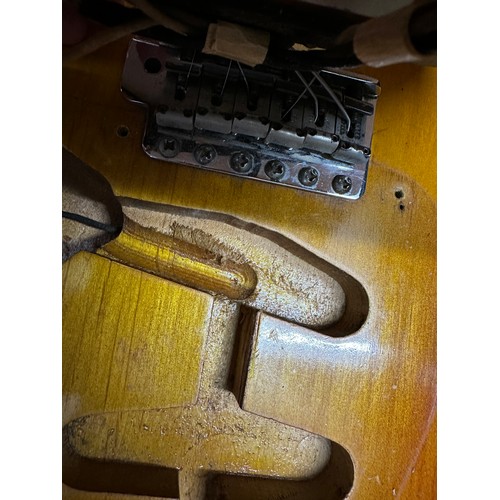 6 - 1959 Fender Stratocaster electric guitar, made in USA; Body: three-tone sunburst finished alder, som... 