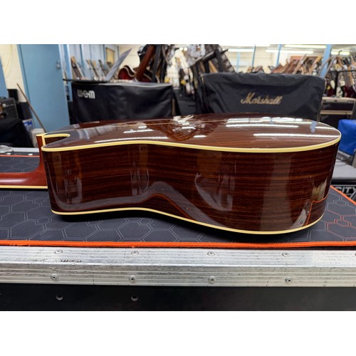 16 - 2003 Yamaha LLX-500C electro-acoustic guitar, made in Japan; Back and sides: rosewood; Top: natural ... 