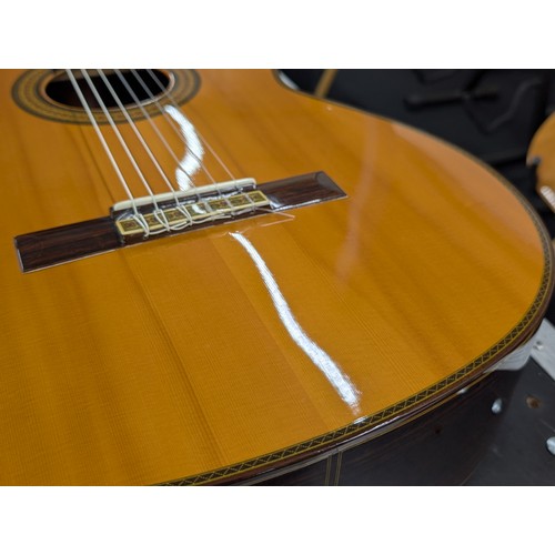 2253 - 2012 Paulino Bernabe Model 10 classical guitar, made in Madrid, Spain; Back and sides: Indian rosewo... 