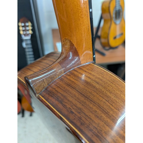 2257 - 1977 Manuel Conde classical guitar, made in Madrid, Spain; Back and sides: solid rosewood; Top: soli... 