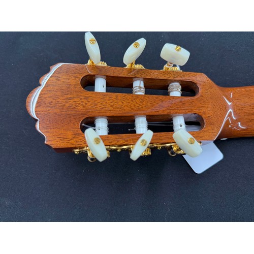 2264 - 2013 Yamaha Grand Concert GC32C classical guitar, made in Japan; Back and sides: Indian rosewood; To... 