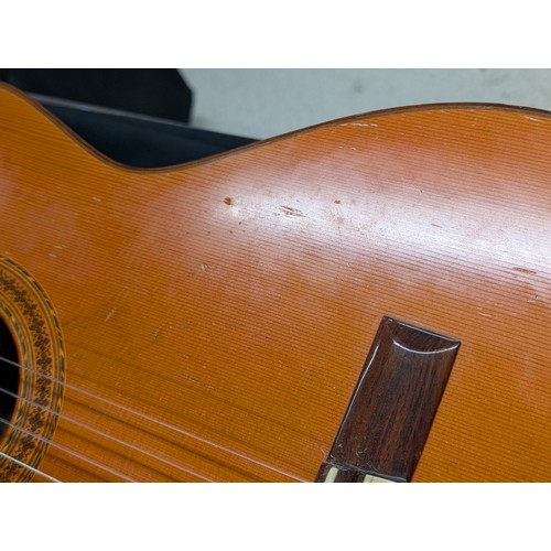 2282 - 1973 Ryoji Matsuoka 60 classical guitar, made in Japan; Back and sides: rosewood, light marks and we... 