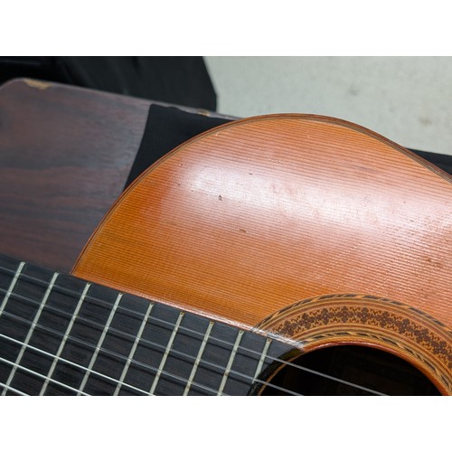 2282 - 1973 Ryoji Matsuoka 60 classical guitar, made in Japan; Back and sides: rosewood, light marks and we... 