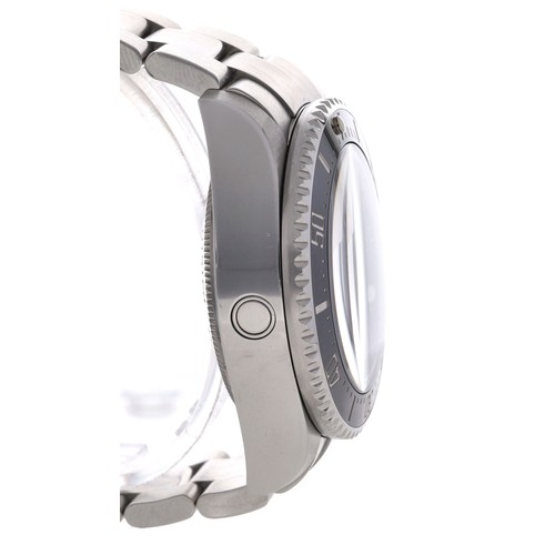 11 - Rolex Oyster Perpetual Date Deepsea Sea-Dweller stainless steel gentleman's wristwatch with titanium... 