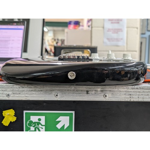 396 - Fender Eric Clapton Blackie Signature electric guitar, made in USA; Body: black finish, light surfac... 