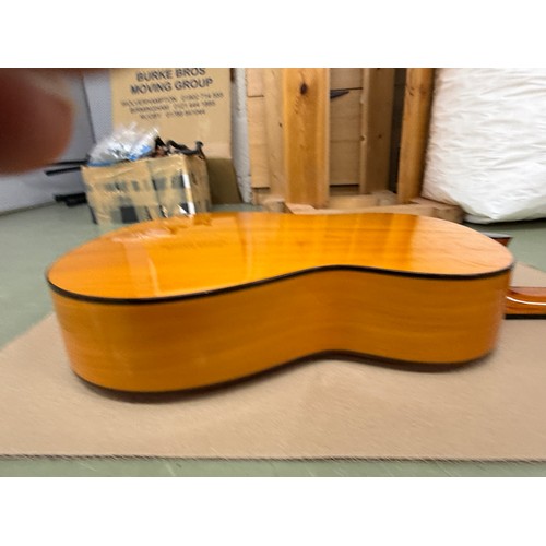 2430 - 2005 Conde Hermanos Model Felipe V2, made in Spain; Back and sides: cypress; Top: spruce with some m... 