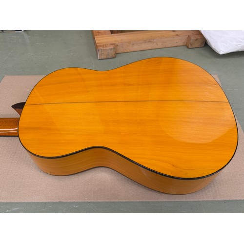 2430 - 2005 Conde Hermanos Model Felipe V2, made in Spain; Back and sides: cypress; Top: spruce with some m... 