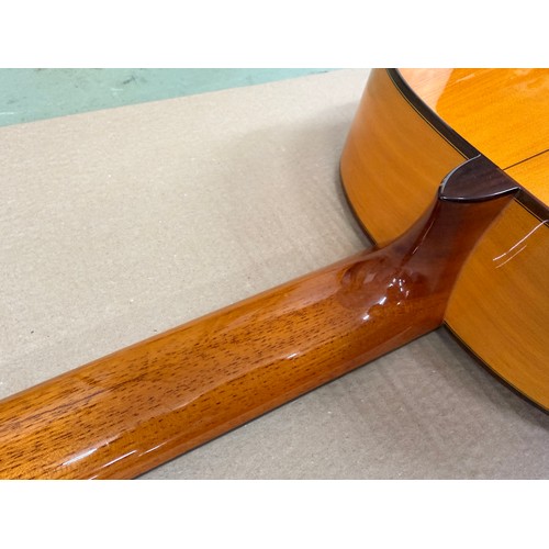 2430 - 2005 Conde Hermanos Model Felipe V2, made in Spain; Back and sides: cypress; Top: spruce with some m... 