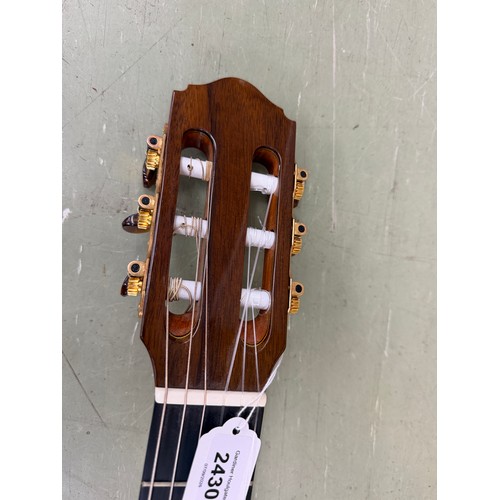 2430 - 2005 Conde Hermanos Model Felipe V2, made in Spain; Back and sides: cypress; Top: spruce with some m... 