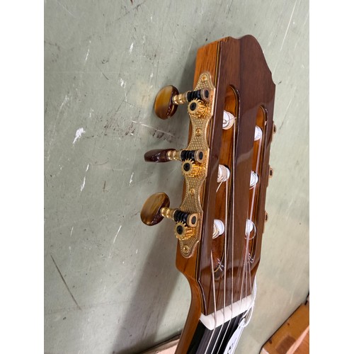 2430 - 2005 Conde Hermanos Model Felipe V2, made in Spain; Back and sides: cypress; Top: spruce with some m... 