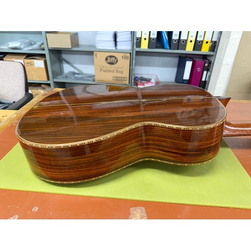 2420 - 1975 Lorenzo Pimentel Grand Concert number 8 classical guitar, made in Mexico; Back and sides: India... 
