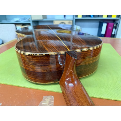 2420 - 1975 Lorenzo Pimentel Grand Concert number 8 classical guitar, made in Mexico; Back and sides: India... 