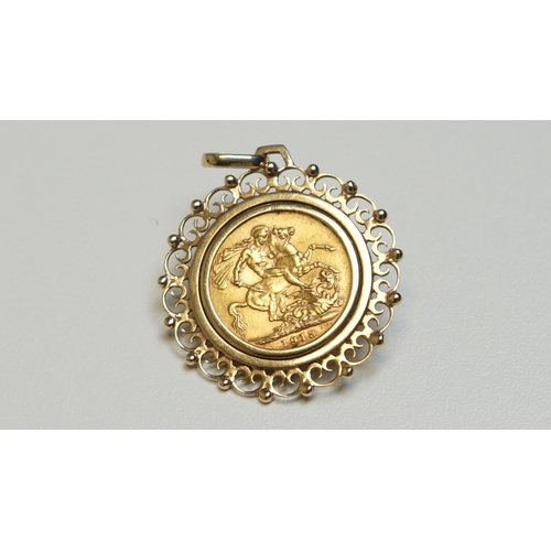 12 - 1913 Full Sovereign coin in mount 13 gram
