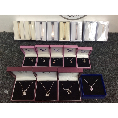 162 - Qty of Mixed Bracelets & Necklaces - New