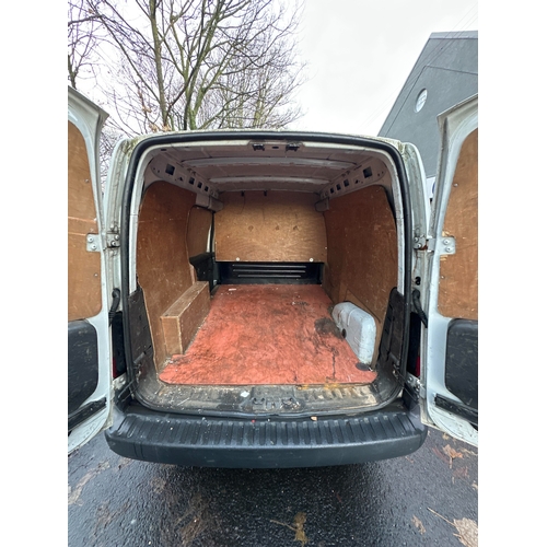 115 - Vauxhall Combo Van 2010 - MOT 26/03/26 TAX 01/04/26 - Diesel - Used