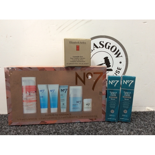 227 - No7 make up bundle -new
