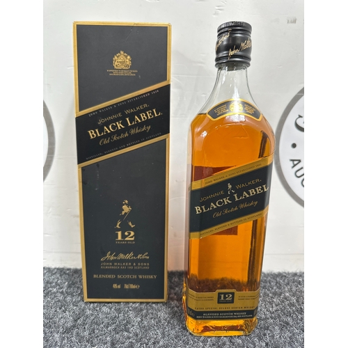 94 - Johnnie Walker Black Label 12yr Old Blended Scotch Whisky 70cl - New