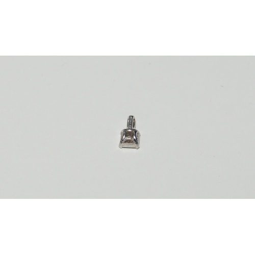 20 - 18ct White Gold & Diamond Pendant - 1.68g - Used
