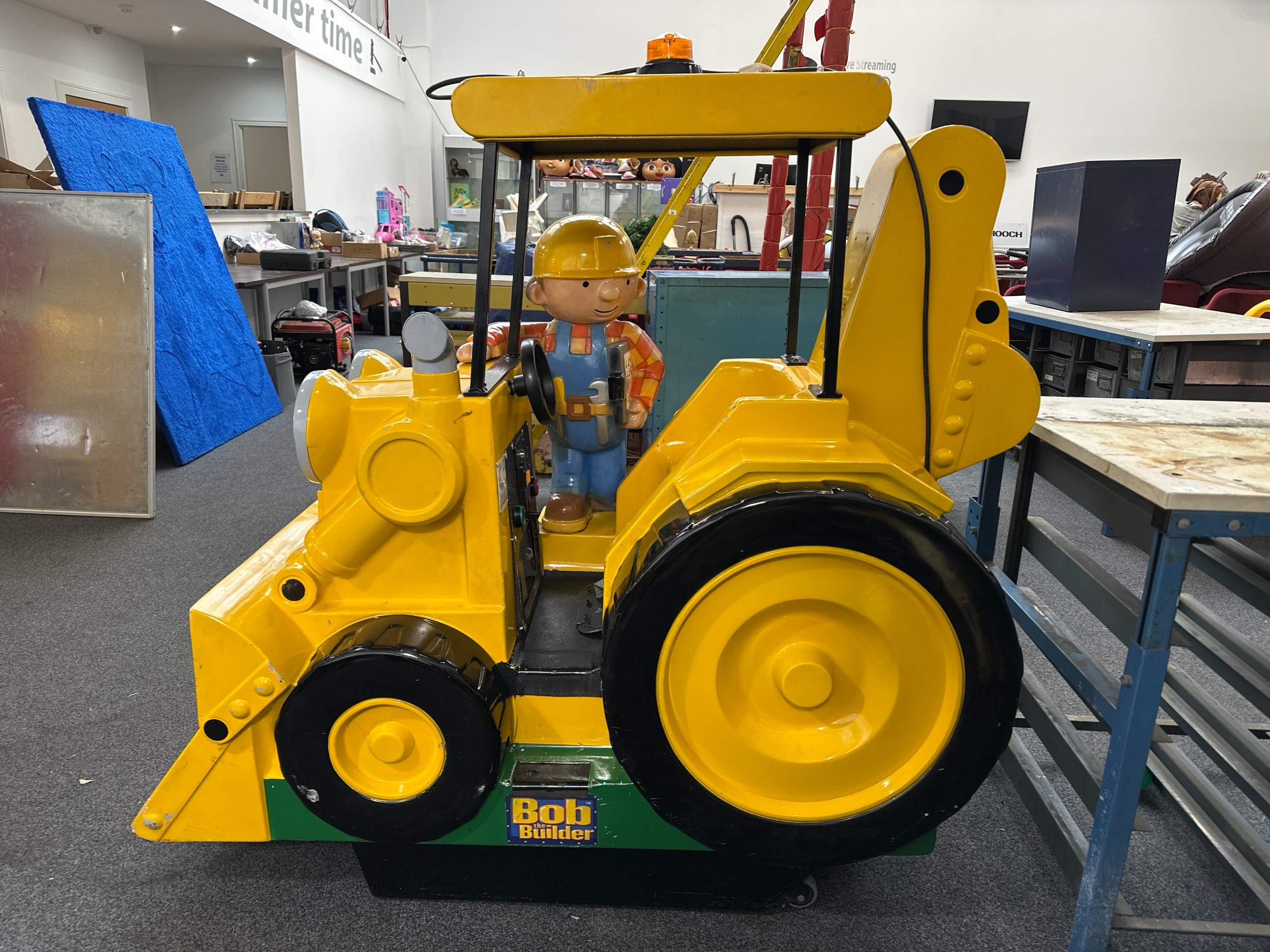 Coin Operated Bob The Builder Ride On Machine - Two Keys & Tested - Used