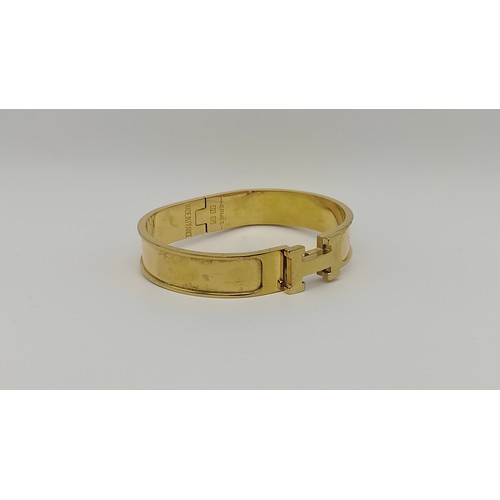 43 - Hermes Bracelet - Missing Inlay
