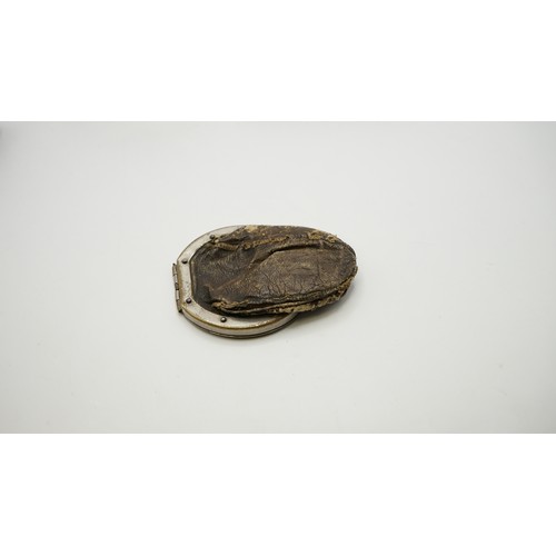4 - 1x Victorian Purse, 1x Vintage Tobacco Box,