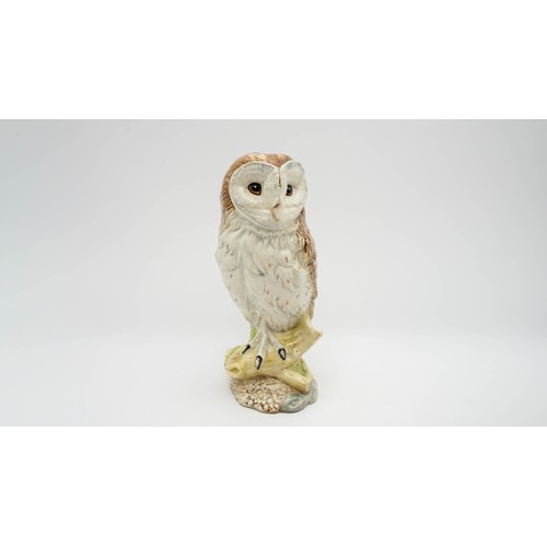 73 - Six Full Whyte & Mackay Whisky Doulton Birds Comprising Of Barn Owl, Osprey, Kestrel, Tawny Owl, Buz... 