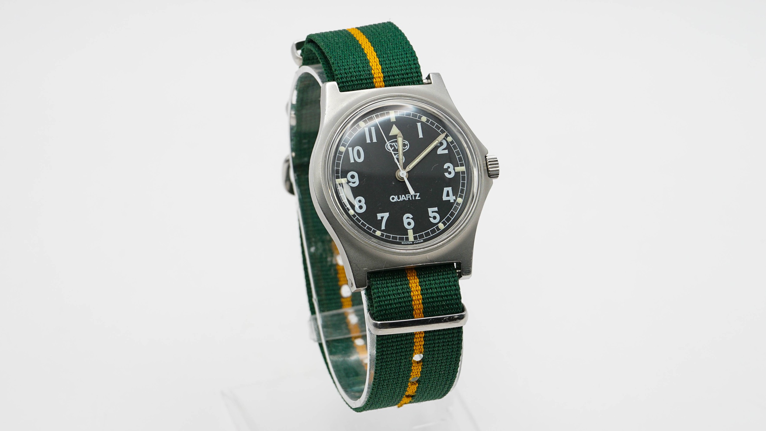 Royal Navy Gulf War G10 CWC Military Watch Dated 1990 | Good Working ...