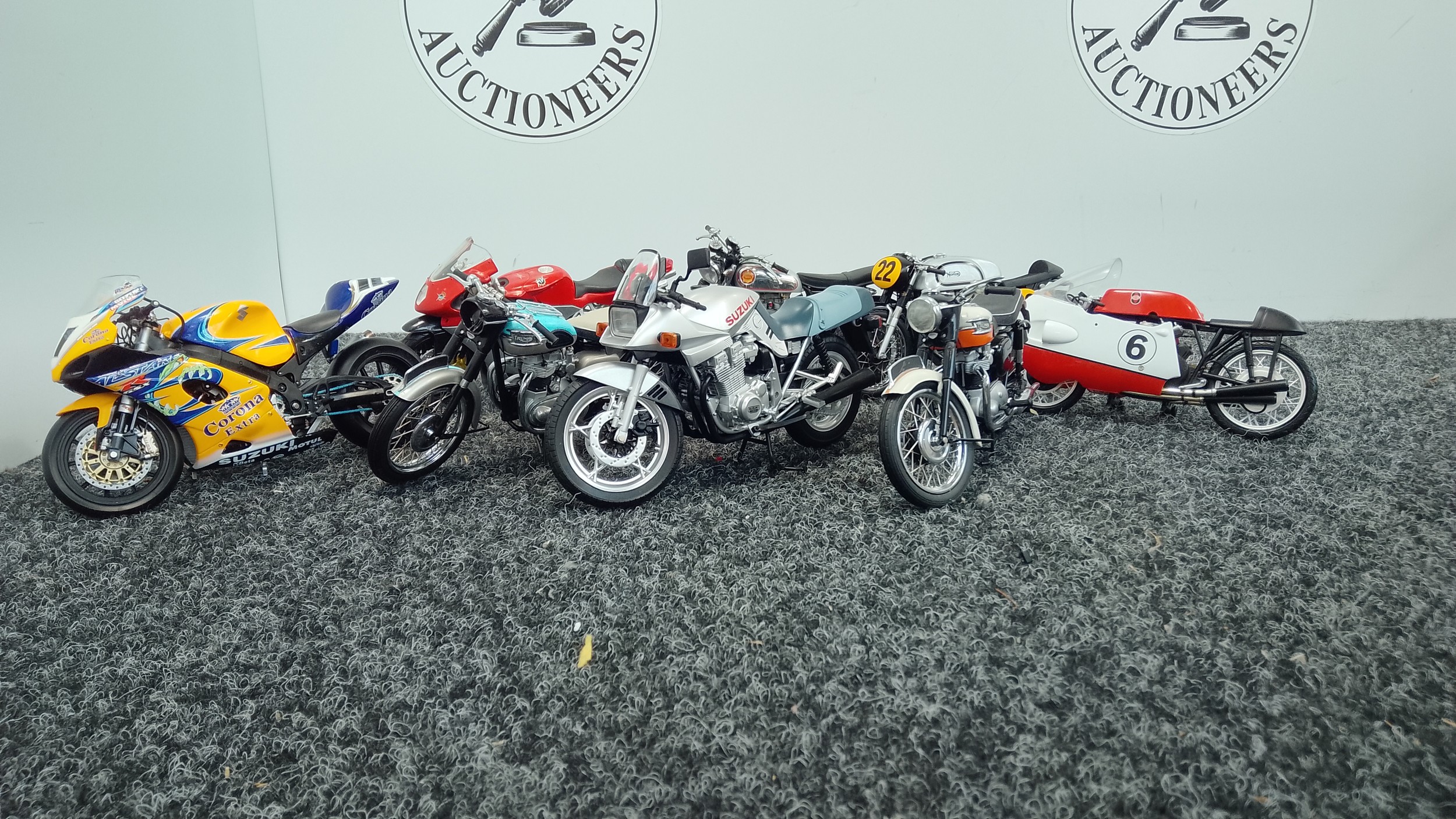 Scale Model Motorcycles 1/12