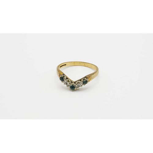 18 - 2.74g 9ct Gold & Diamond Wishbone Ring Size R