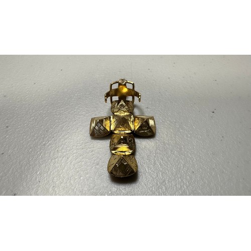 30 - 12.22g 9ct Gold & Silver masonic Ball Orb Pendant