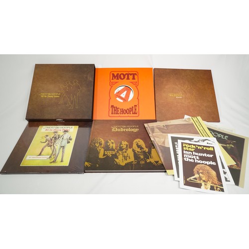 Lot 2         