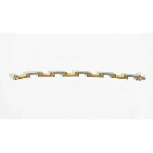 107 - 34.72g 9ct Gold Necklace & Bracelet Set