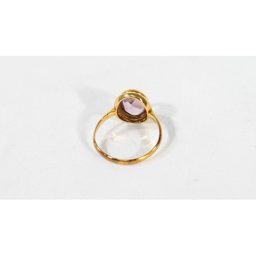 146 - 2.4g 9ct Gold & Amethyst Ring