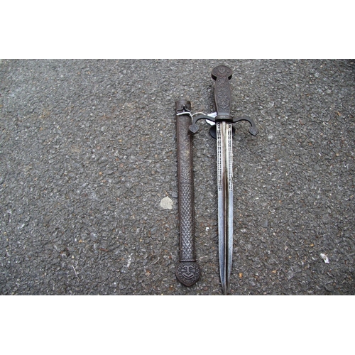 2094 - A Renaissance style dagger, approx 46cm long.