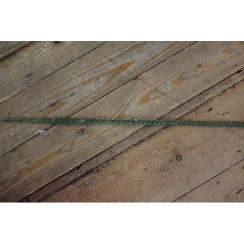 1909 - A Victorian novelty glass walking cane, 122.5cm long.