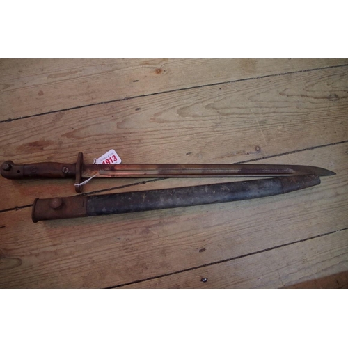 1913 - A British 1907 pattern bayonet and scabbard.