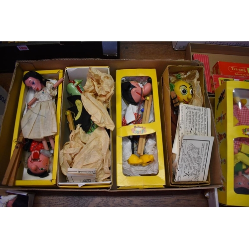 1922 - Five Pelham puppets, to include: Mother Dragon, boxed; Small Witch, boxed; Minnie Mouse, boxed.