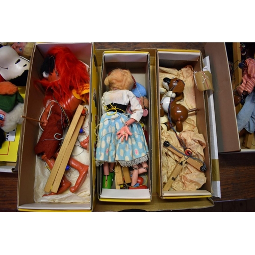 1924 - Four Pelham puppets, to include: Animal, boxed; Noddy, boxed; and Bengo, boxed.