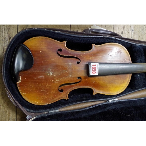 1850 - A late 19th century Continental violin, with two piece 13in back, in case.