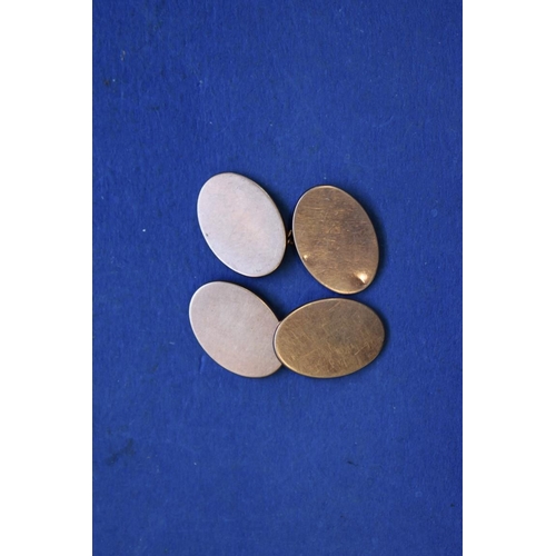 149 - A pair of 9ct gold oval cufflinks, 4g.