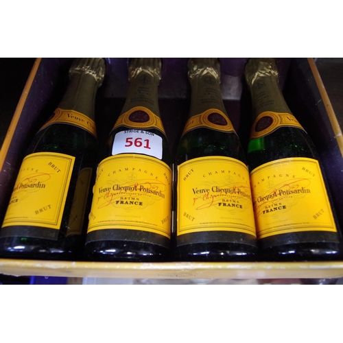 561 - Four 20cl bottles of Veuve Clicquot NV champagne, in card box.