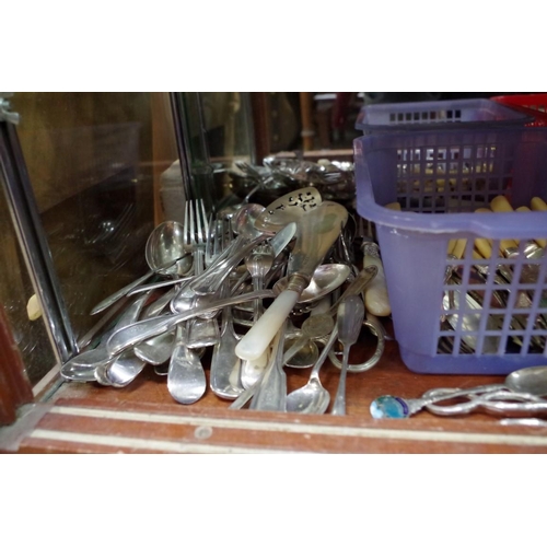 105 - A quantity of silver plated cutlery.