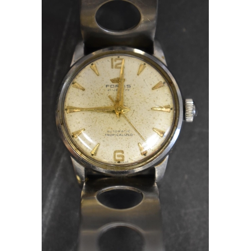 115 - A vintage Fortis 'Tropicalized' stainless steel gentlemans automatic wristwatch, on stainless steel ... 