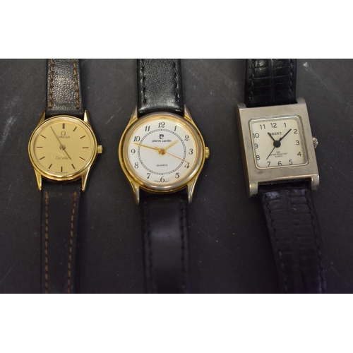 135 - An Omega De Ville quartz ladies wristwatch, cal 1450, on leather strap; together with five other var... 