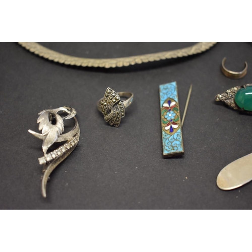 203 - A mixed bag of silver jewellery and other  items.