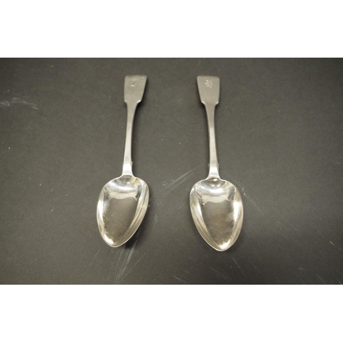 70 - A pair of George Vl Irish silver fiddle pattern serving spoons, by James Brady, Dublin 1829, 158g.... 