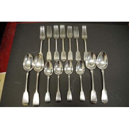 78 - A quantity of Georgian and Victorian silver flatware, London & Edinburgh, various dates & ma... 