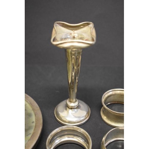 88 - A quantity of small silver items, to include; napkin rings etc, 228g weighable.... 